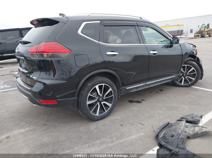 5N1AT2MV2HC840039 2017 NISSAN ROGUE photo no. 4