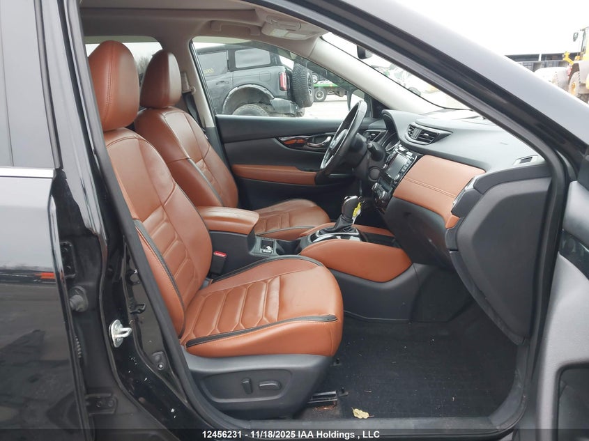 5N1AT2MV2HC840039 2017 NISSAN ROGUE photo no. 5