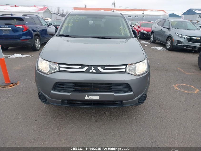 2014 Mitsubishi Outlander Es VIN: JA4AZ2A35EZ602940 Lot: 12456233