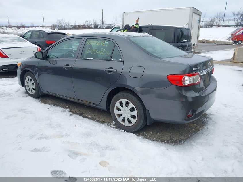 2T1BU4EEXDC054863 2013 TOYOTA COROLLA photo no. 3