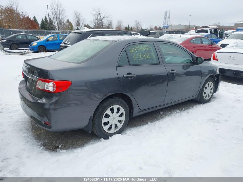 2T1BU4EEXDC054863 2013 TOYOTA COROLLA photo no. 4