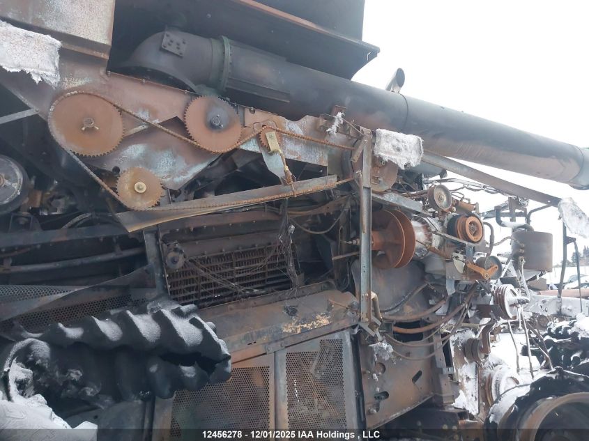 2010 John Deere Combine VIN: 1H09870SVA0736028 Lot: 12456278