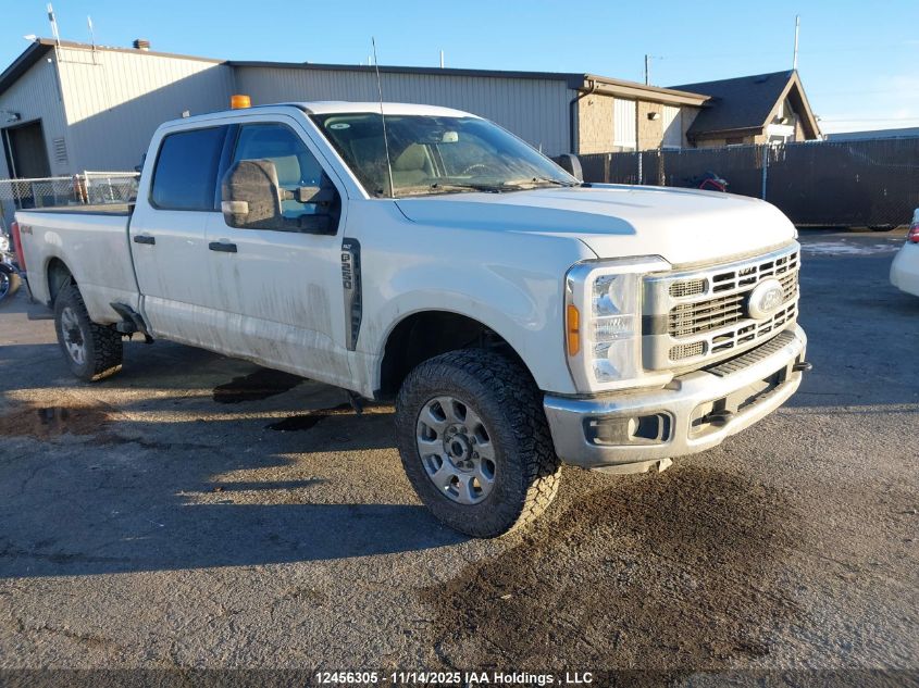 FORD F-250 SUPER DUTY