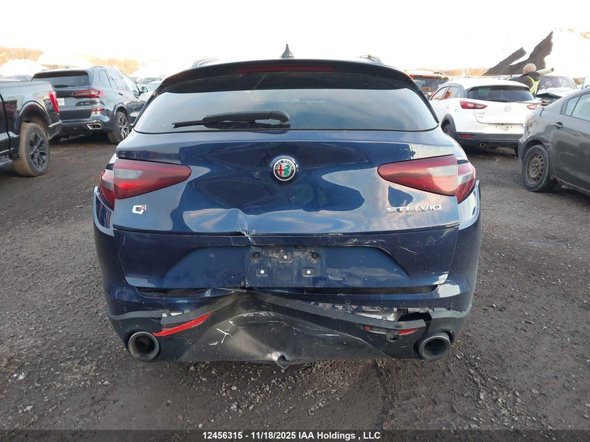 ZASFAKPN5J7B94268 2018 ALFA ROMEO STELVIO photo no. 16