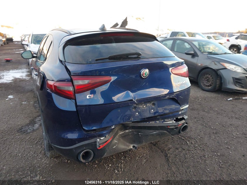ZASFAKPN5J7B94268 2018 ALFA ROMEO STELVIO photo no. 6