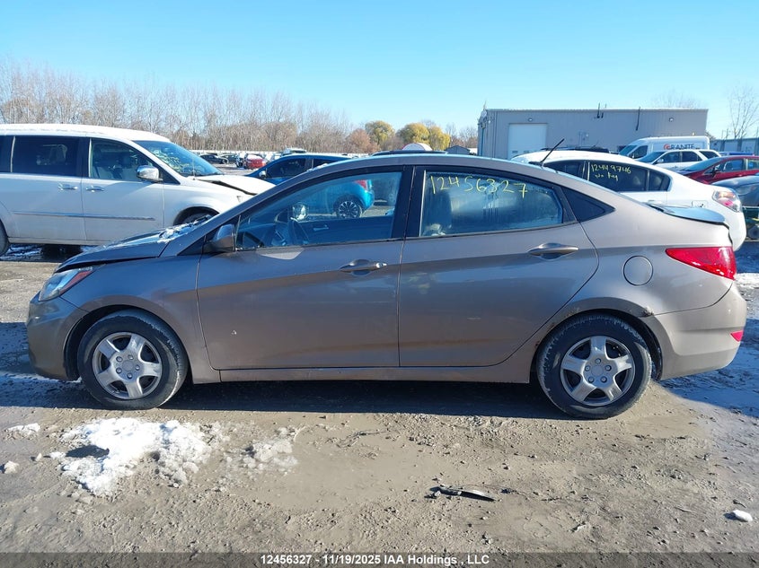 KMHCT4AE2CU084756 2012 HYUNDAI ACCENT photo no. 14
