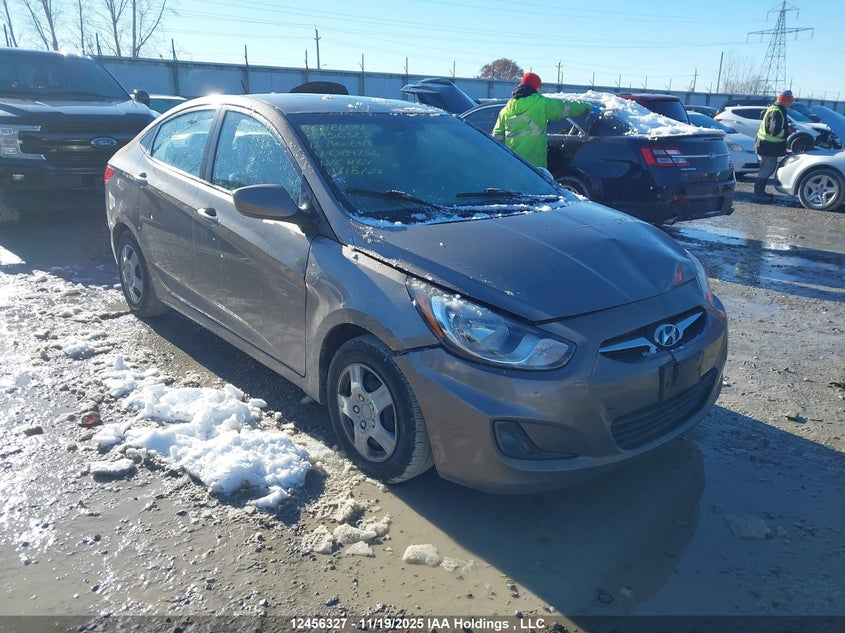 KMHCT4AE2CU084756 2012 Hyundai Accent Gls/Gs auction photo 1