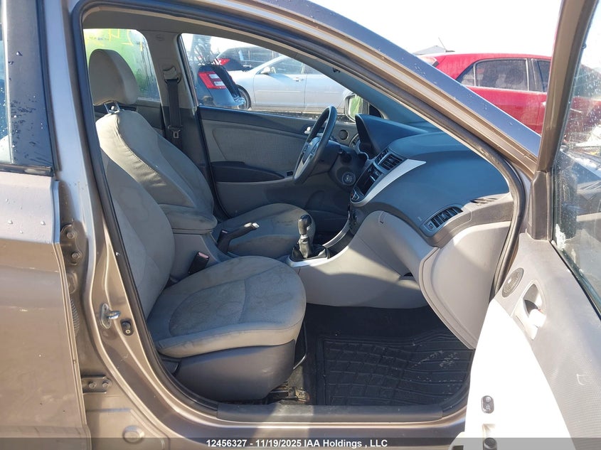 KMHCT4AE2CU084756 2012 HYUNDAI ACCENT photo no. 5