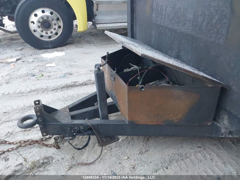 2011 Quality Utility Trailer VIN: 5LEBH1520B1107665 Lot: 12456334