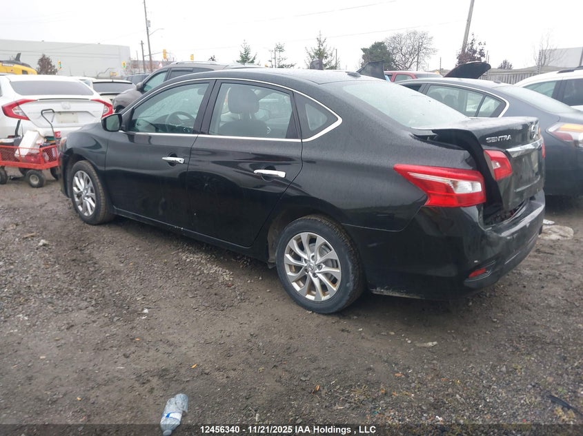 3N1AB7AP6JY256530 2018 NISSAN SENTRA photo no. 3