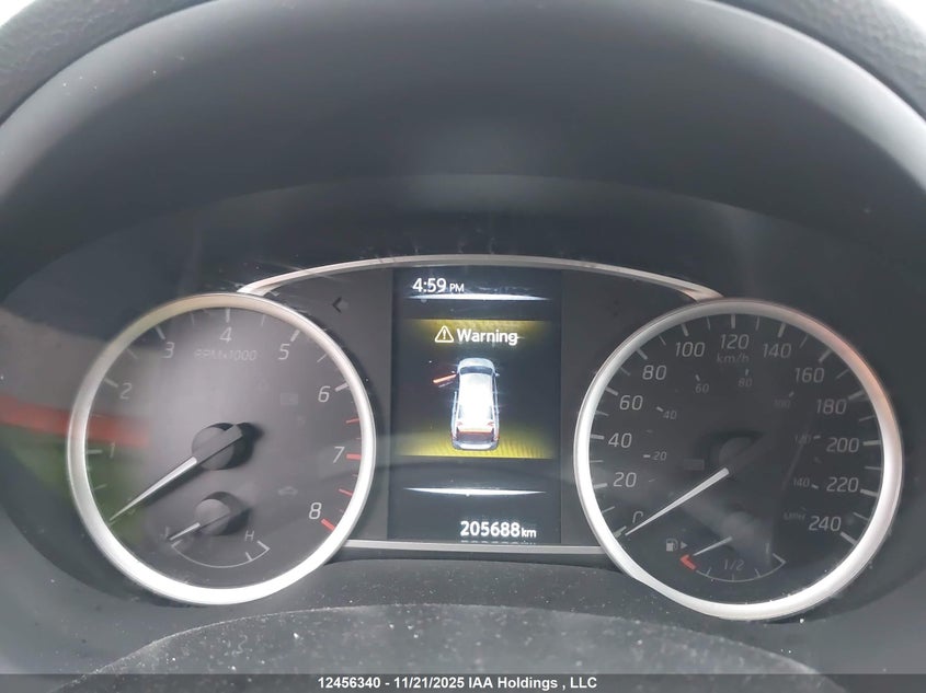 3N1AB7AP6JY256530 2018 NISSAN SENTRA photo no. 7