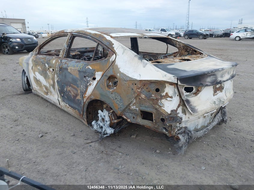 KMHD84LF8JU638942 2018 HYUNDAI ELANTRA photo no. 3
