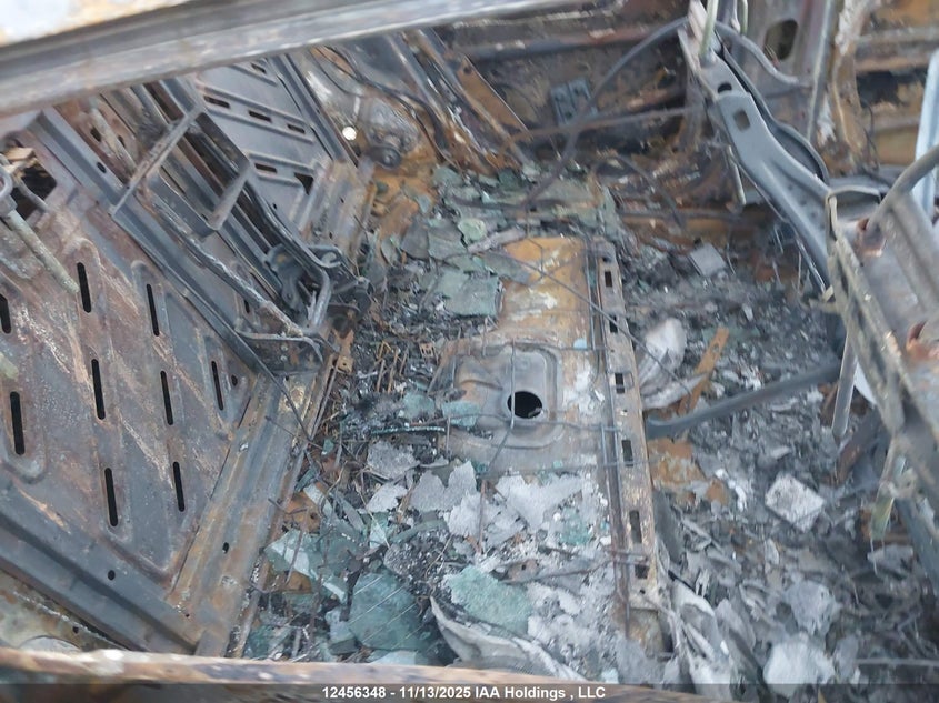 KMHD84LF8JU638942 2018 HYUNDAI ELANTRA photo no. 8