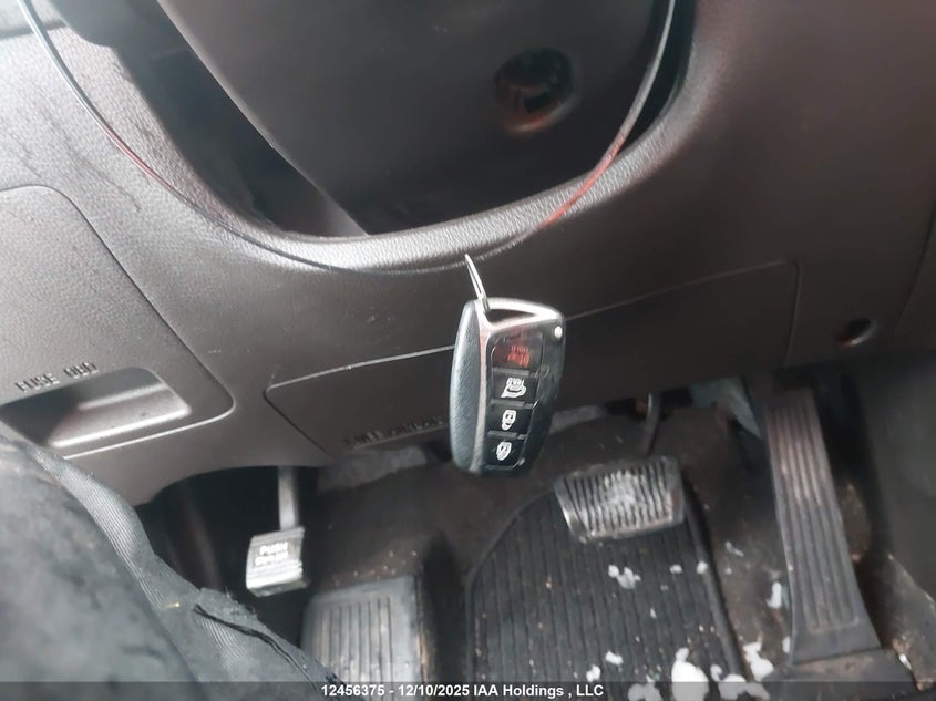 KM8SNDHF0HU219647 2017 HYUNDAI SANTA FE photo no. 11