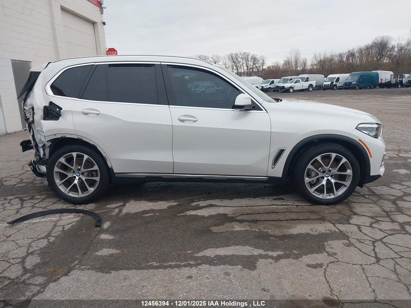 5UXCR6C5XKLL60602 2019 BMW X5 photo no. 13
