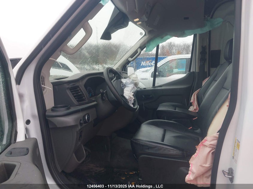1FTBR1X8XSKA89261 2025 FORD TRANSIT photo no. 5
