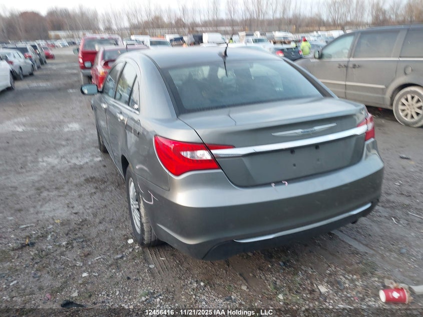 1C3CCBAB6DN569626 2013 CHRYSLER 200 photo no. 3