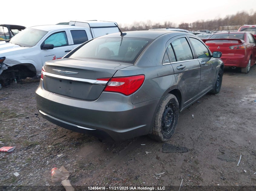 1C3CCBAB6DN569626 2013 CHRYSLER 200 photo no. 4
