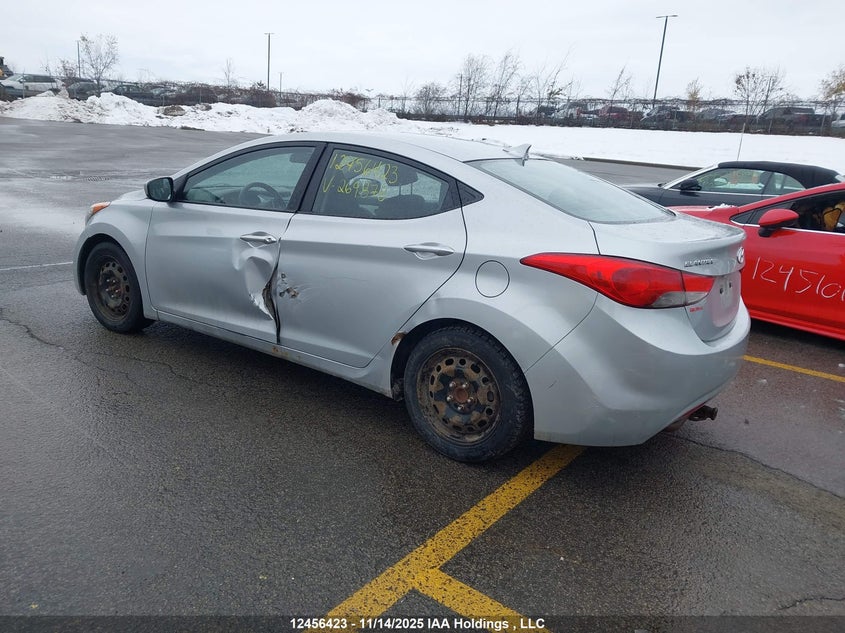 5NPDH4AE2DH269878 2013 HYUNDAI ELANTRA photo no. 3