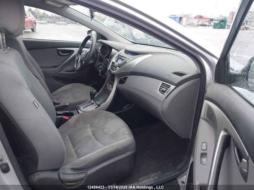 5NPDH4AE2DH269878 2013 HYUNDAI ELANTRA photo no. 5