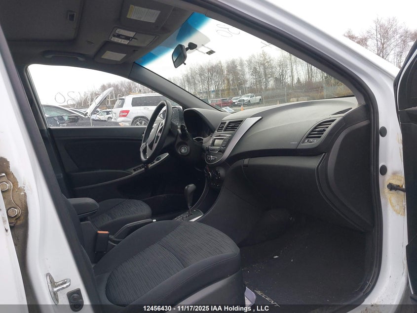 KMHCT5AE4HU309210 2017 HYUNDAI ACCENT photo no. 5