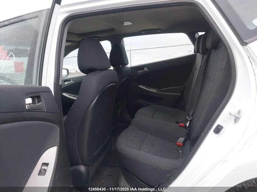 KMHCT5AE4HU309210 2017 HYUNDAI ACCENT photo no. 8