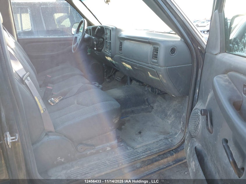 1GTEC14V15Z269636 2005 GMC SIERRA photo no. 5