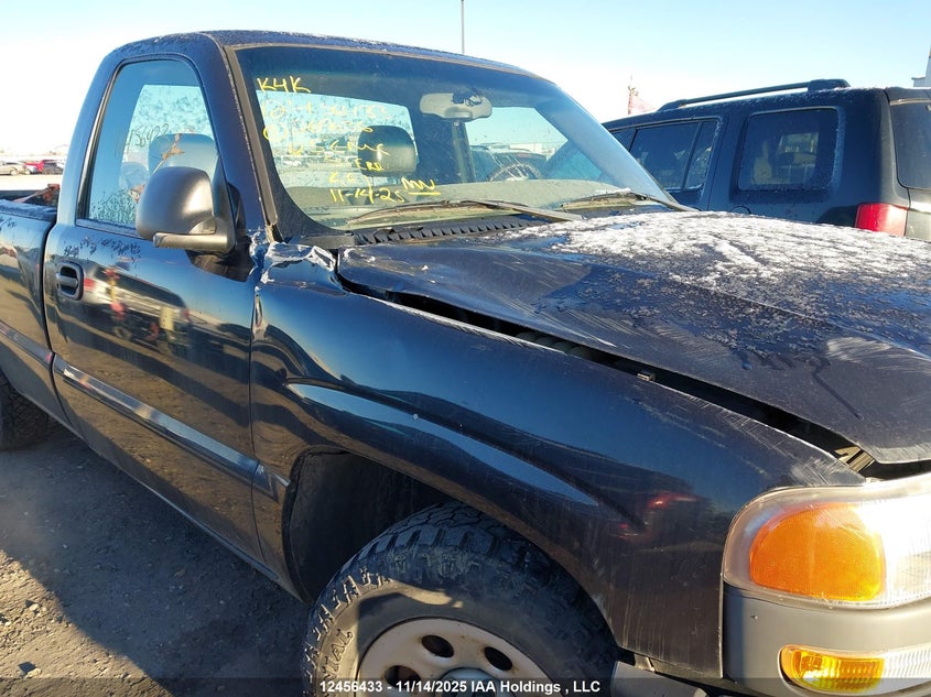 2005 GMC Sierra 1500 VIN: 1GTEC14V15Z269636 Lot: 12456433