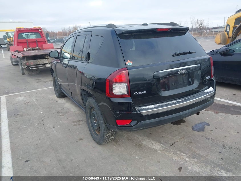 1C4NJDAB8GD762585 2016 JEEP COMPASS photo no. 3