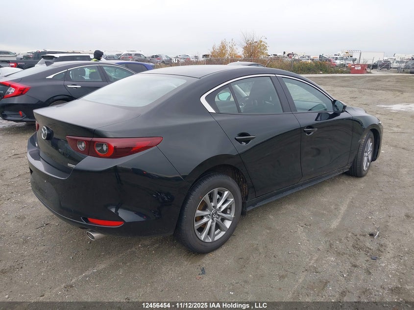JM1BPACM0S1794309 2025 MAZDA 3 photo no. 4