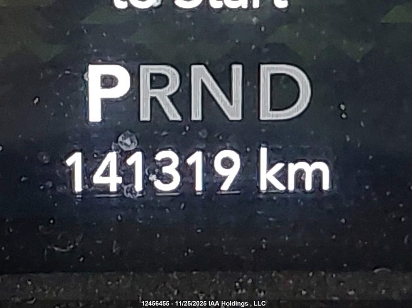 2019 Jeep Wrangler Unlimited Sahara VIN: 1C4HJXEG0KW631698 Lot: 12456455