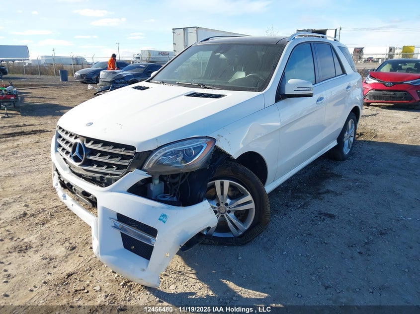 4JGDA2EB6EA402431 2014 MERCEDES-BENZ  photo no. 2