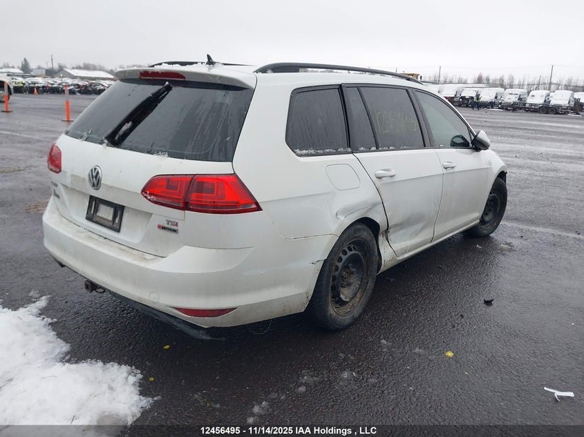 3VW017AU6HM542524 2017 VOLKSWAGEN GOLF SPORTSVAN photo no. 4