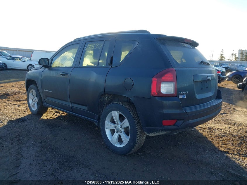 1C4NJDAB2FD131023 2015 JEEP COMPASS photo no. 3