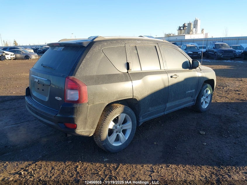 1C4NJDAB2FD131023 2015 JEEP COMPASS photo no. 4