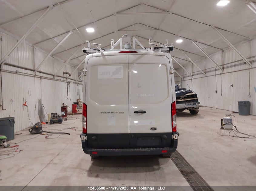 2017 Ford Transit T-250 VIN: 1FTYR2CM3HKA95513 Lot: 12456508