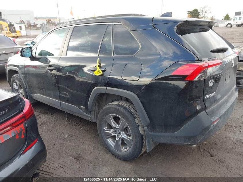 2T3BWRFV3PW185858 2023 TOYOTA RAV 4 photo no. 3