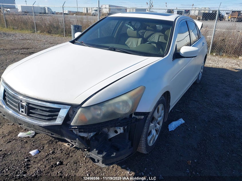 1HGCP2F87AA078743 2010 HONDA ACCORD photo no. 2