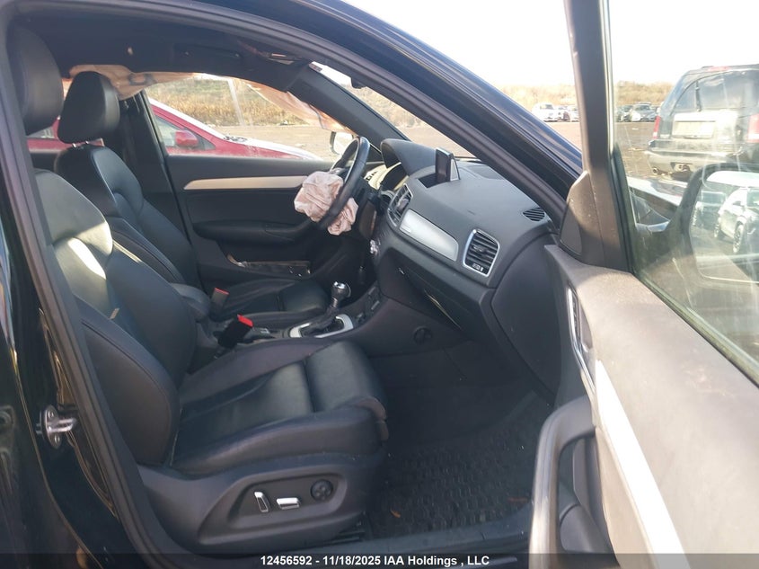 WA1JCCFS8HR007513 2017 AUDI Q3 photo no. 5