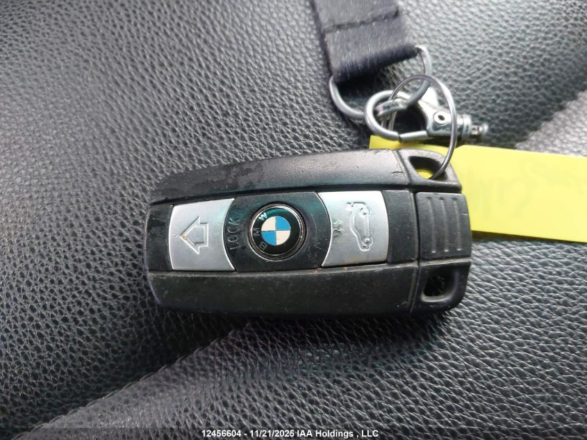 2006 BMW 325 Xi VIN: WBAVD13526KV12456 Lot: 12456604