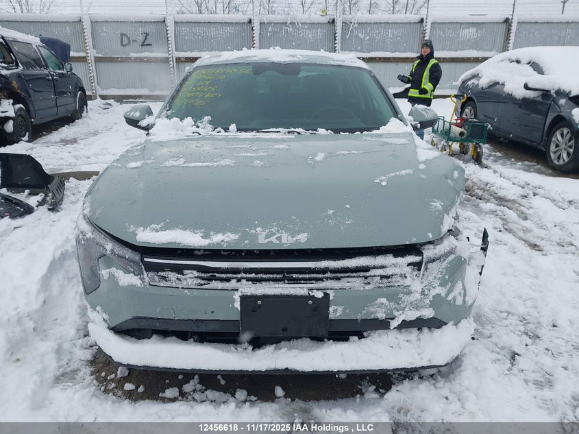 3KPFT4DE2SE154315 2025 KIA K4 photo no. 13