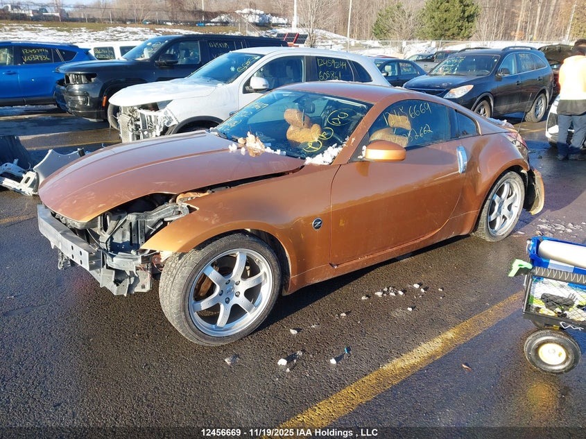 JN1AZ34E96M352662 2006 NISSAN 350Z photo no. 2