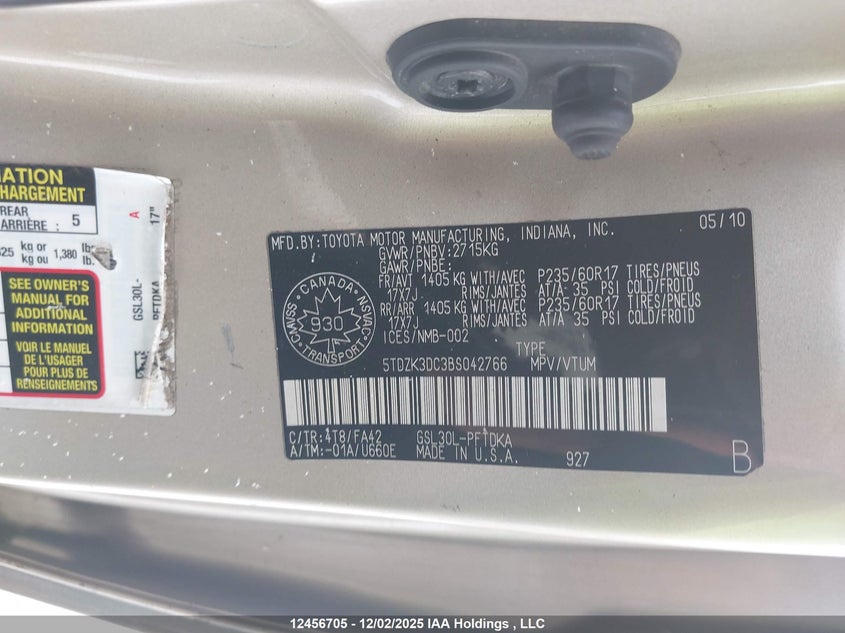 5TDZK3DC3BS042766 2011 TOYOTA SIENNA photo no. 9