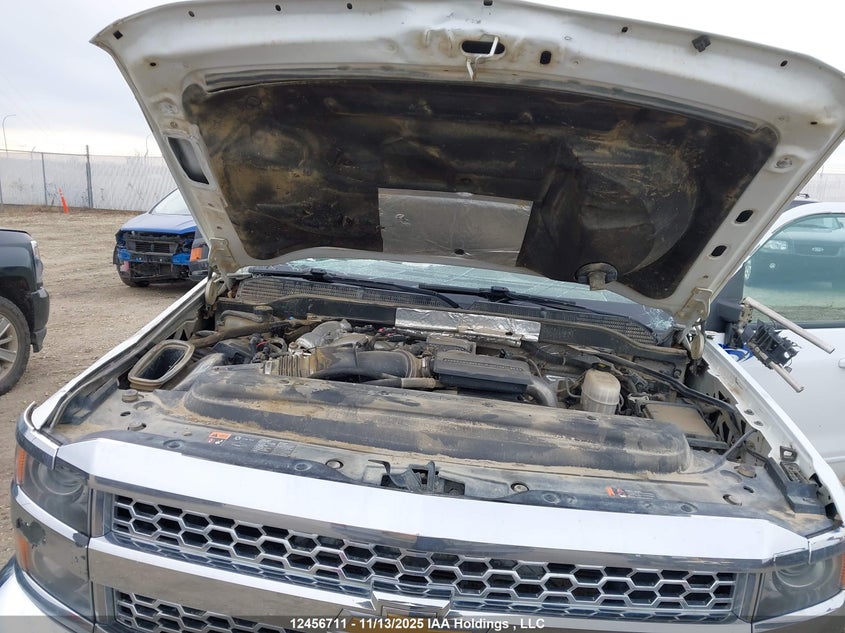 1GC4KWCY3KF266368 2019 CHEVROLET SILVERADO photo no. 10