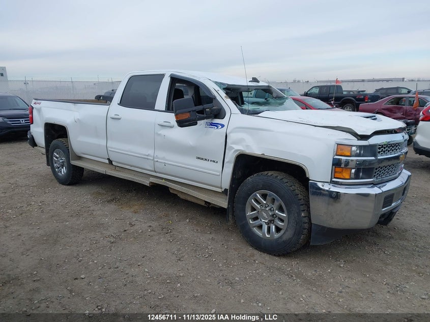 1GC4KWCY3KF266368 2019 CHEVROLET SILVERADO photo no. 13