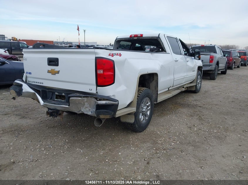 1GC4KWCY3KF266368 2019 CHEVROLET SILVERADO photo no. 4