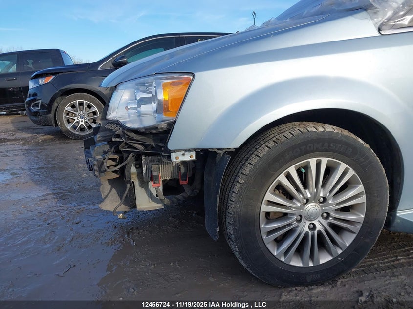 2013 Chrysler Town & Country Touring L VIN: 2C4RC1CG0DR787797 Lot: 12456724