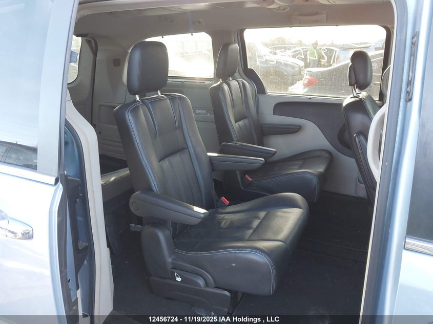 2013 Chrysler Town & Country Touring L VIN: 2C4RC1CG0DR787797 Lot: 12456724