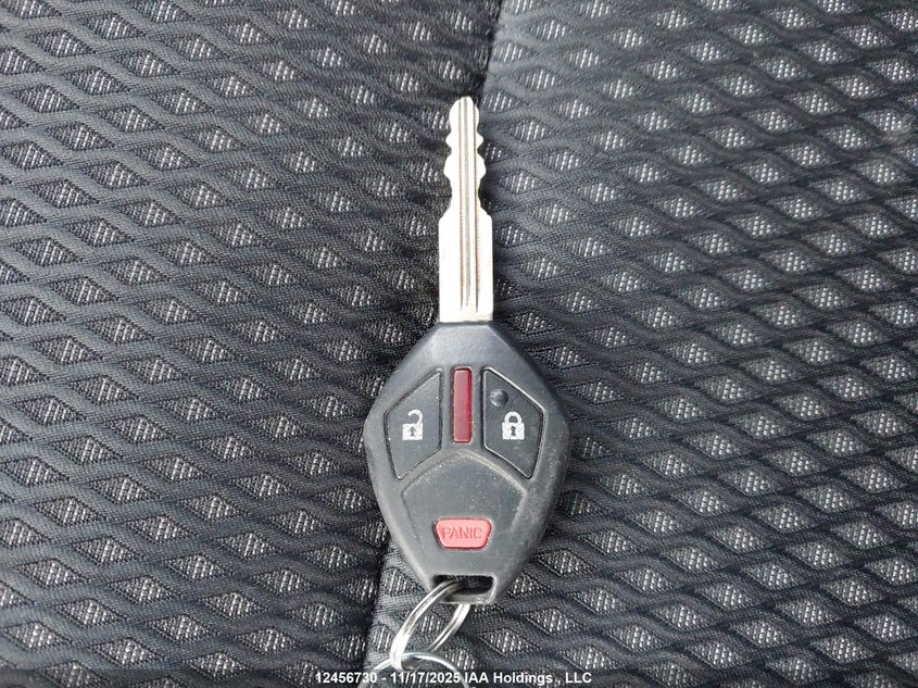 2016 Mitsubishi Outlander Es VIN: JA4AZ2A38GZ608170 Lot: 12456730