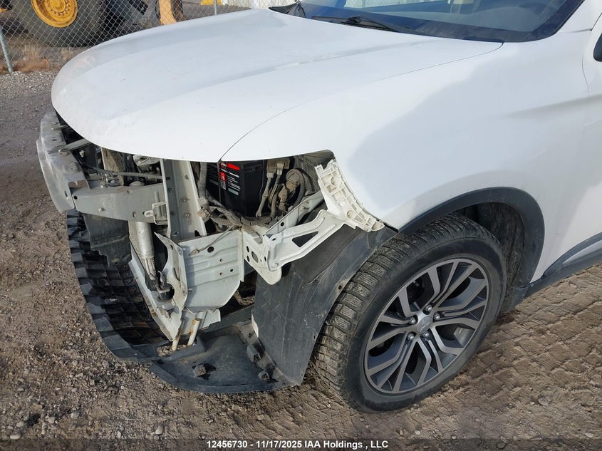 2016 Mitsubishi Outlander Es VIN: JA4AZ2A38GZ608170 Lot: 12456730